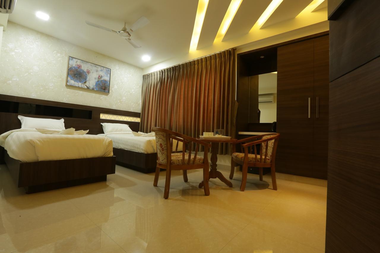 Hotel SRR Grand Chennai Exterior foto